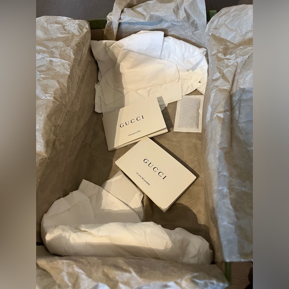 ‼️WOMEN'S GUCCI RUBBER SLIDE SANDAL‼️ - Picture 9 of 12